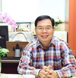 Rev. Hee Dong Kim